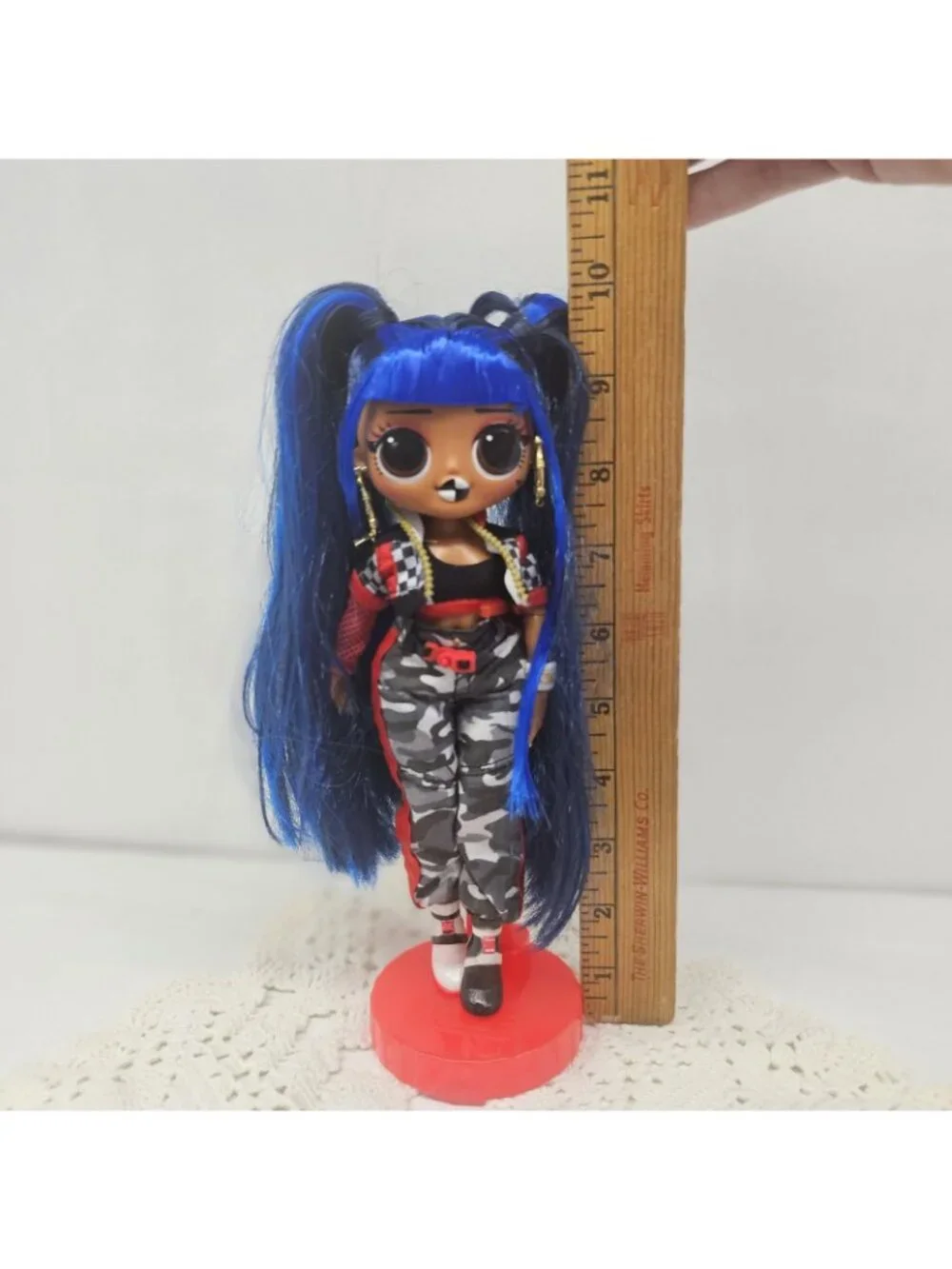 LOL Surprise OMG Downtown B.B. Fashion Doll Blue Hair Camo Outfit MGA